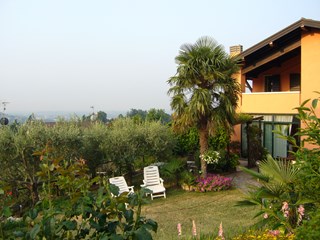 Villetta a schiera in Vendita a Negrar di Valpolicella, zona Arbizzano (Negrar), 545'000€, 280 m²
