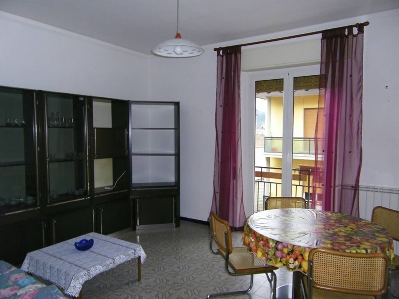 Quadrilocale in Vendita a Bolano, zona Ceparana, 125'000€, 85 m²