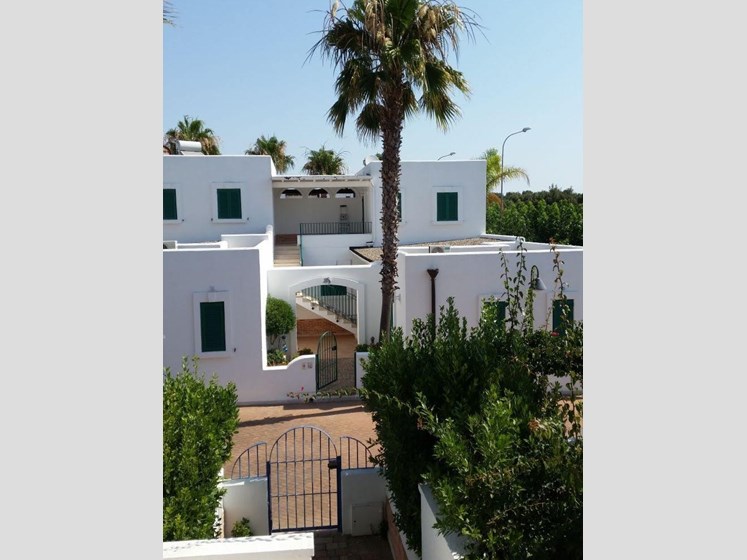 Trilocale in Affitto a Porto Cesareo, zona Villaggio Chiusurelle, 55 m², arredato