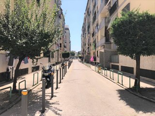 Trilocale in Vendita a Napoli, zona Miano, 125'000€, 78 m²