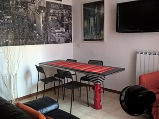 Trilocale in Affitto a Sannazzaro de' Burgondi, 550€, 65 m², arredato