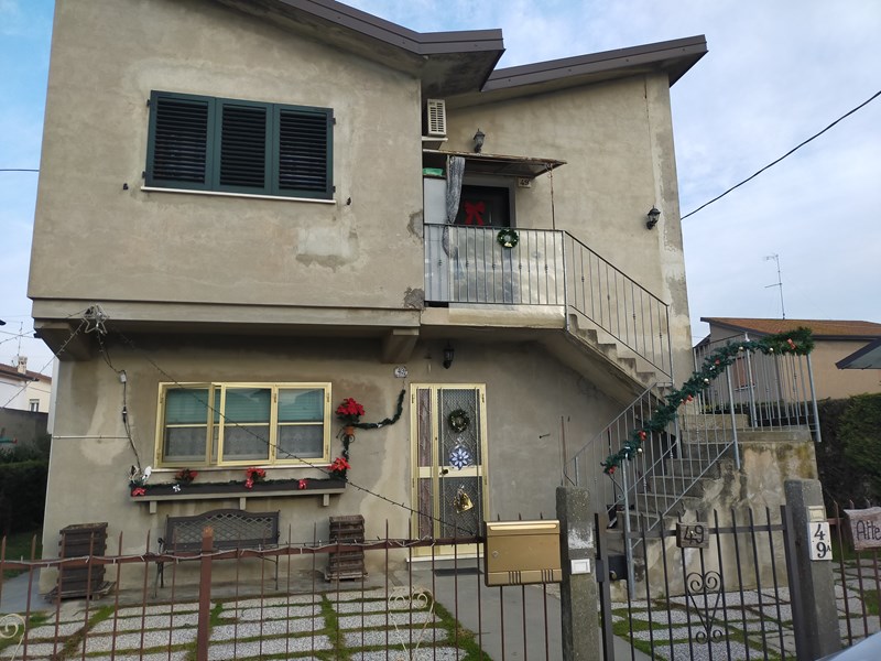 Casa Indipendente in Vendita a Copparo, zona Copparo, 110'000&euro;, 120 m²