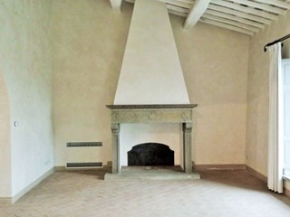 Casale in Vendita a Carmignano, zona Serra, 1'480'000€, 465 m²