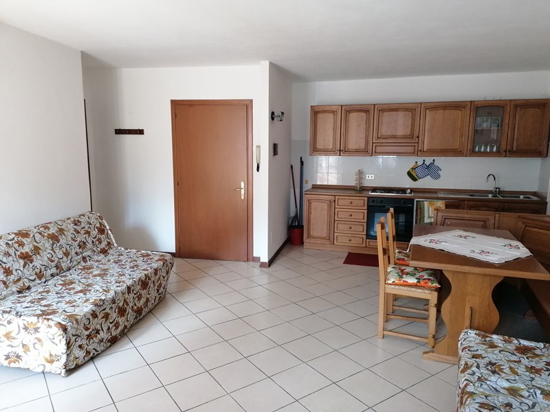 Bilocale in Affitto a Vezza d'Oglio, 300€, 70 m², arredato