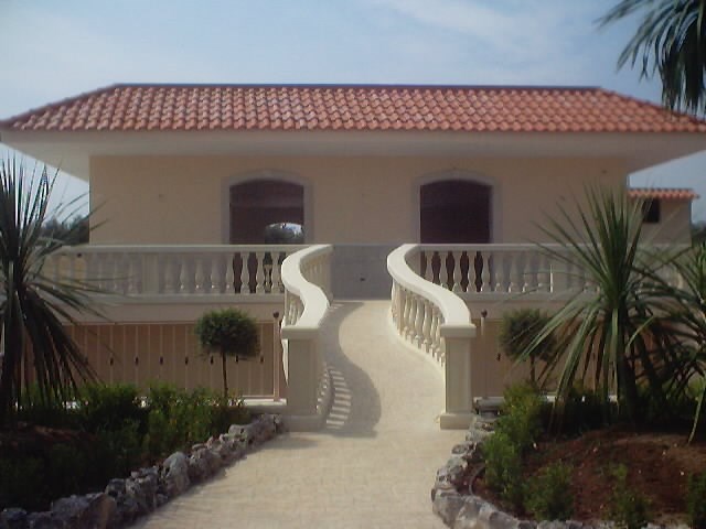 Immobile commerciale in Vendita a Bitonto, zona Periferica, 1'200'000€, 650 m²