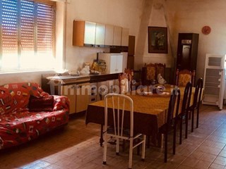 Casale in Vendita a Martina Franca, zona MASSERIA PARETONE, 65'000€, 150 m²