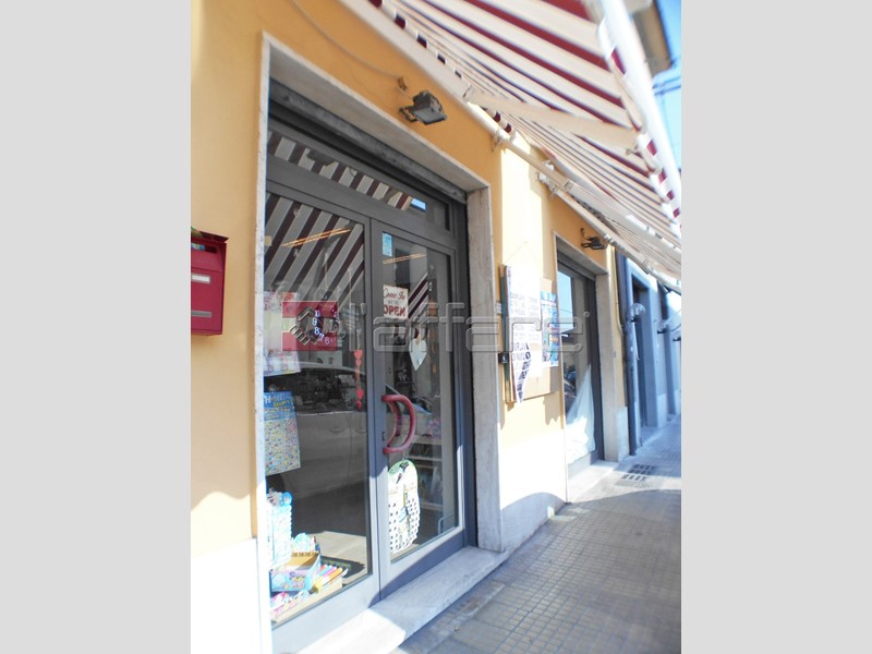 Immobile commerciale in Vendita a Montecatini Terme, 70'000€, 60 m²