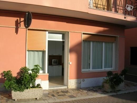 Bilocale in Affitto a Riva Ligure, zona Via Giardino , 200€, 30 m², arredato