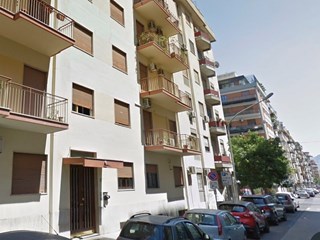 Appartamento in Vendita a Palermo, zona Libertà, 240'000€, 140 m²