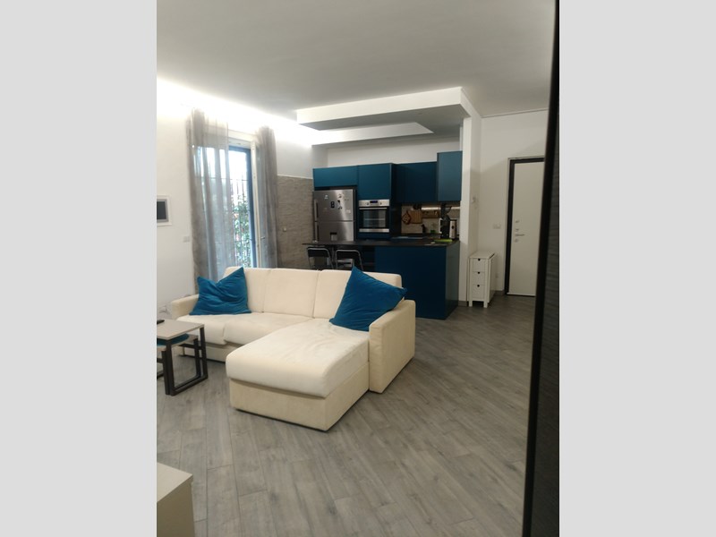 Quadrilocale in Vendita a Cesano Maderno, zona SILENZIOSA, 350'000€, 125 m²
