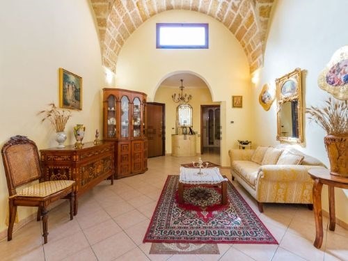 Casa Indipendente in Vendita a Matino, zona Centro storico , 123'000€, 120 m²