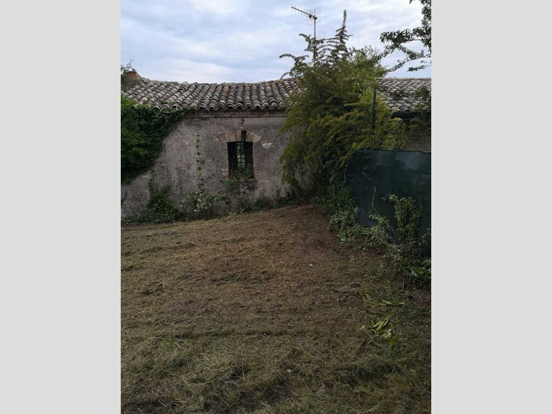 Terreno edificabile in Vendita a Treglio, 49'000€, 1400 m²