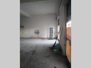 Negozio in Affitto a Arce, zona Centro, 900€, 100 m²