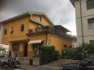 Appartamento in Vendita a Sesto Fiorentino, zona via berchet, 380'000€, 180 m²