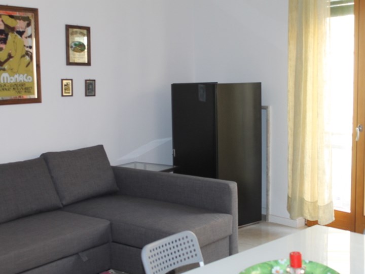 Trilocale in Vendita a Siracusa, zona Via Dell'Arsenale, 110'000&euro;, 81 m², arredato