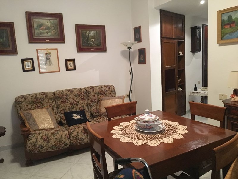 Quadrilocale in Vendita a Carrara, 120'000€, 80 m²
