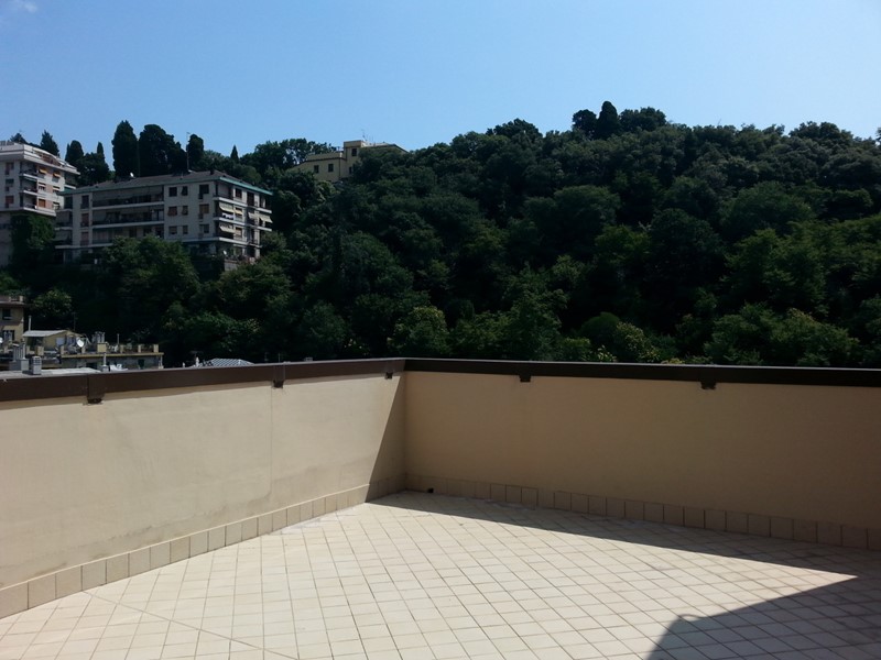 Appartamento in Vendita a Genova, zona San Teodoro, 210'000€, 88 m²