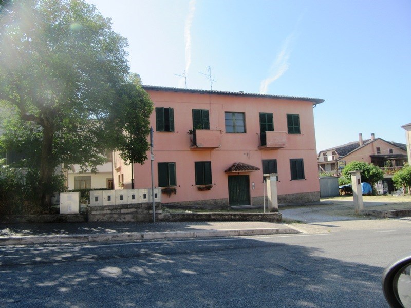 Appartamento in Vendita a Arce, zona via Casilina, 67'000€, 70 m²