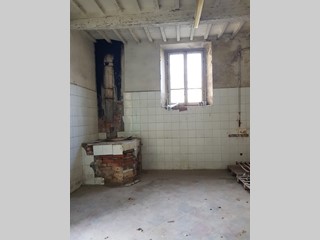 Capannone in Vendita a Lucca, zona Borgo Giannotti, 220'000€, 220 m²