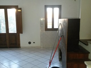 Trilocale in Affitto a Lucca, zona San Filippo, 630€, 70 m²