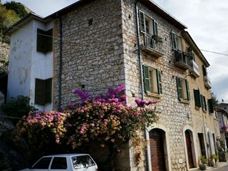 Casa Indipendente in Vendita a Roccasecca, zona Caprile, 85'000€, 120 m²