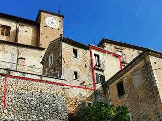 Casa Indipendente in Vendita a Roccasecca, zona Caprile, 30'000€, 80 m²