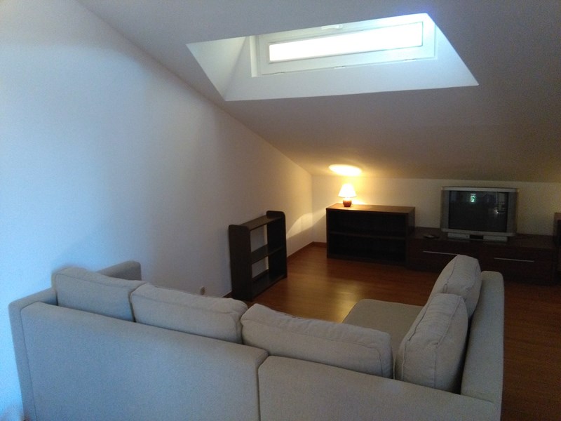 Bilocale in Affitto a Guidonia Montecelio, zona Centro, 450€, 60 m², arredato
