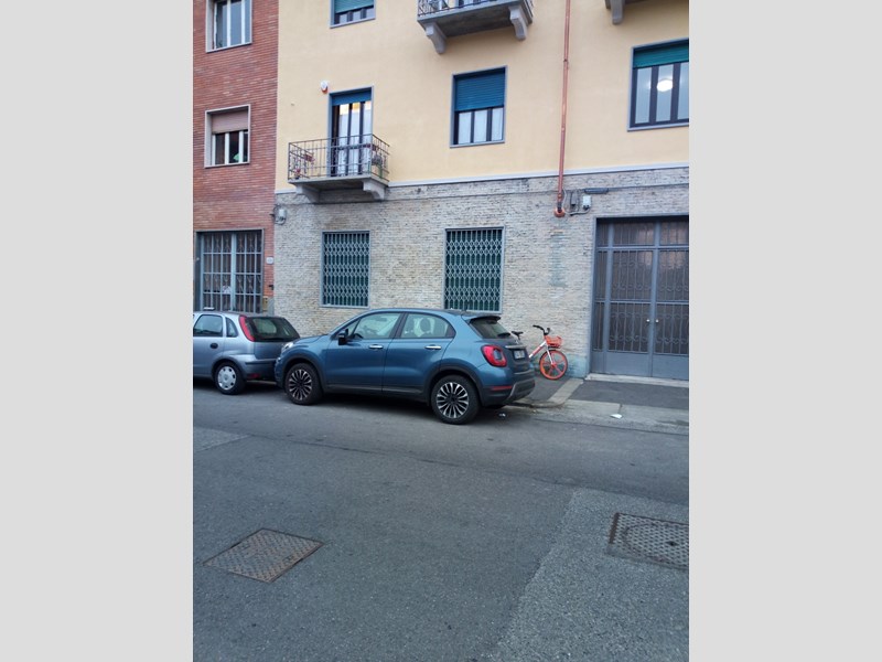Trilocale in Affitto a Torino, zona cenisia, 60 m²