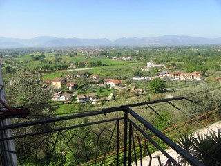 Appartamento in Vendita a Roccasecca, zona Castello, 43'000€, 85 m²
