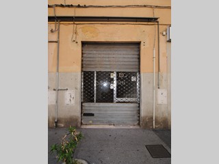 Capannone in Affitto a Livorno, zona Garibaldi, 350€, 22 m²