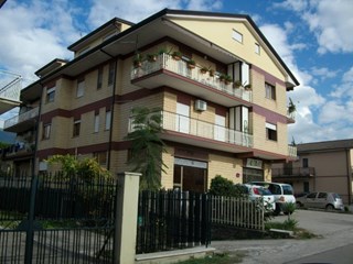 Appartamento in Vendita a Roccasecca, zona Via Po, 79'000€, 60 m²