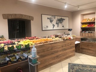 Negozio in Affitto a Bonate Sopra, zona centro, 750€, 76 m²