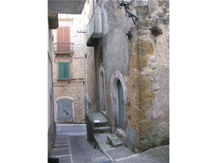 Magazzino in Vendita a Roccasecca, 10'000€, 20 m²