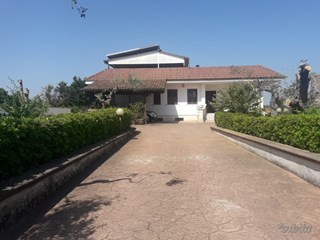 Casa Indipendente in Vendita a Galatina, zona Contrada scorpio, 169'000€, 160 m²