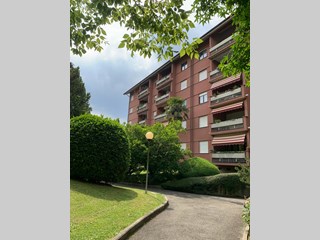 Trilocale in Vendita a Torino, zona Barca, 120'000€, 60 m², arredato