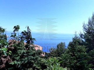 Trilocale in Vendita a Ventimiglia, zona Mortola Superiore, 179'000€, 70 m²