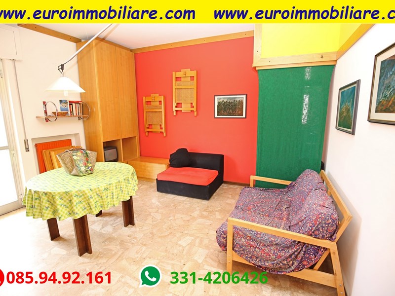 Trilocale in Vendita a Pineto, zona PINETO, 85'000&euro;, 65 m², arredato