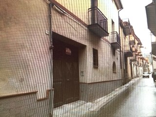 Appartamento in Vendita a Caserta, zona San Clemente, 75'700€, 90 m²