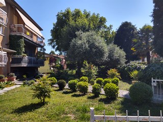 Trilocale in Vendita a Poviglio, zona Strada chiusa privata, 138'000€, 90 m², arredato