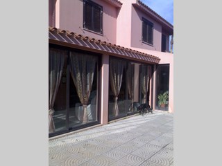 Villa in Vendita a Capoterra, 400'000€, 280 m²