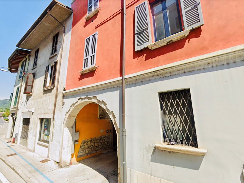 Appartamento in Vendita a Rezzato, 21'000€, 144 m²
