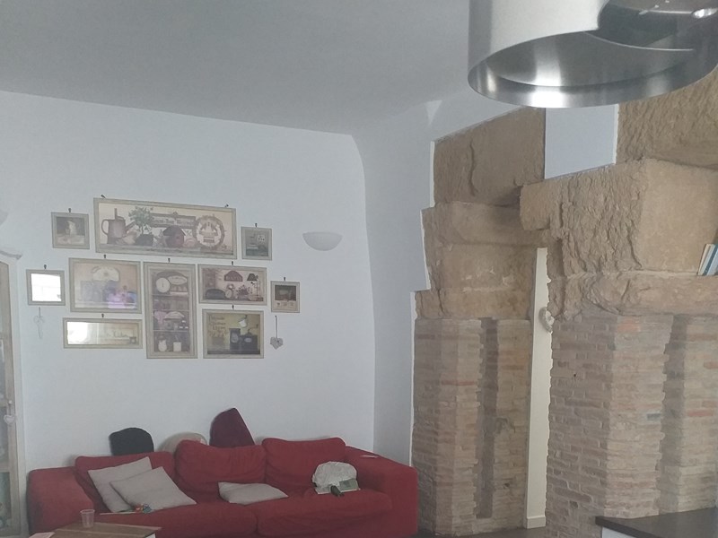 Quadrilocale in Vendita a Bernalda, zona via reni , 70'000€, 73 m²