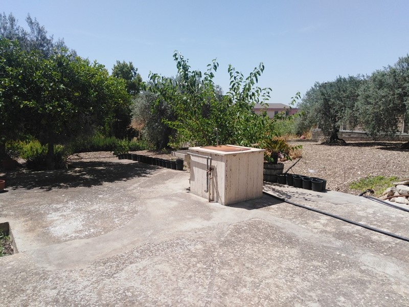 Casa Indipendente in Vendita a Chiaramonte Gulfi, 120'000€, 150 m², con Box