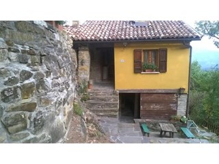 Rustico in Vendita a Bobbio, zona Val Trebbia, 75'000€