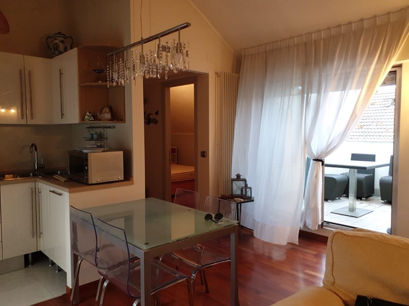 Mansarda in Vendita a Francavilla al Mare, zona Viale Alcione, 165'000€, 70 m², arredato
