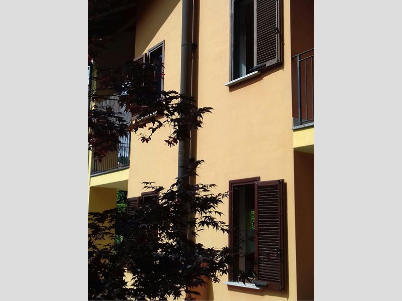 Villa in Vendita a Verbania, zona San Bernardino Verbano, 300'000€, 160 m², con Box