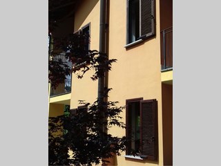 Villa in Vendita a Verbania, zona San Bernardino Verbano, 300'000€, 160 m², con Box