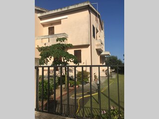 Villa bifamiliare in Vendita a Pula, 230'000&euro;, 155 m²