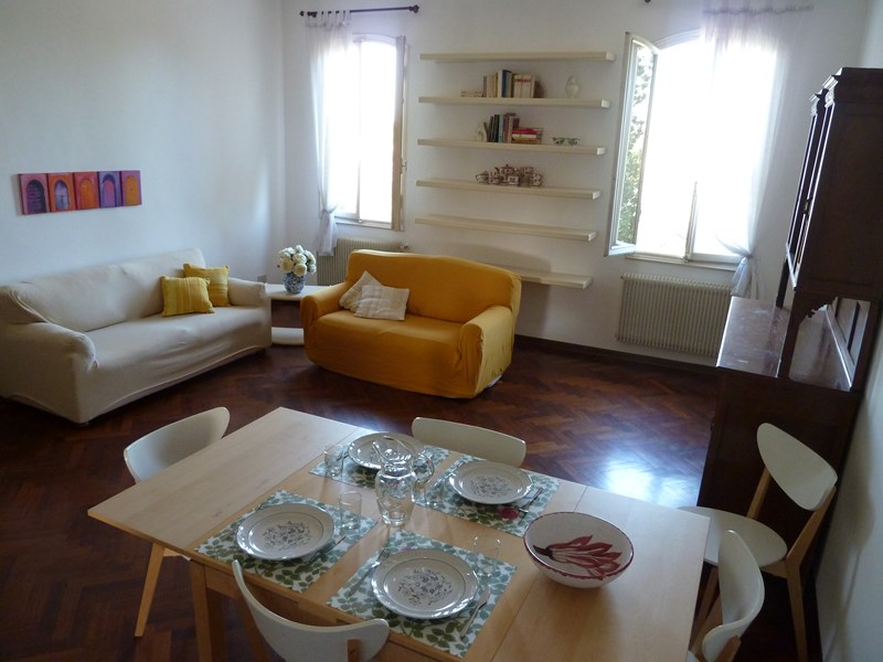 Appartamento in Affitto a Mogliano Veneto, zona ovest, 950€, 90 m², arredato