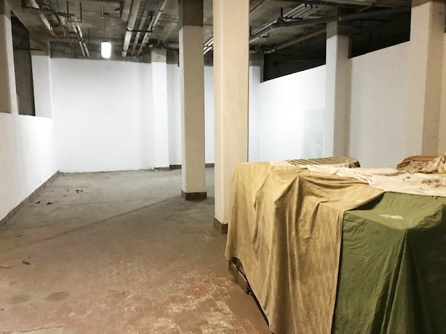 Box in Vendita a Cagliari, zona Via Sant'Alenixedda, 59'000&euro;, 93 m²